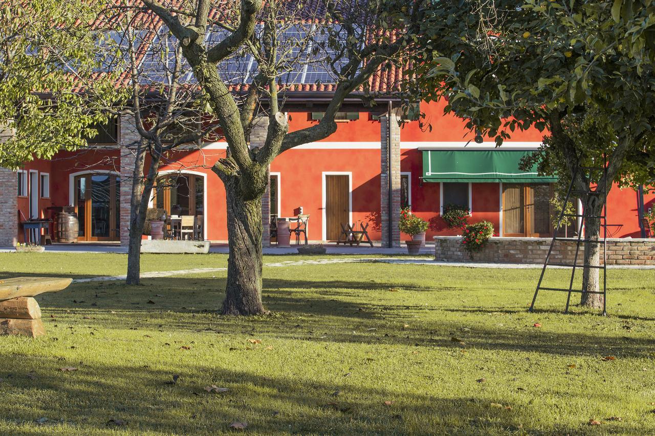 Ca' Ciaran Bed & Breakfast Chiarano Luaran gambar